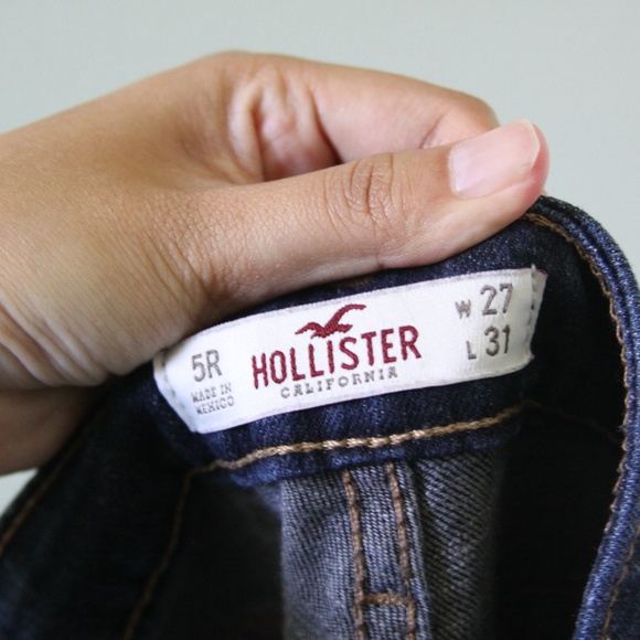 Hollister High Waisted Dark Wash Skinny Jeans - Picture 3 of 5